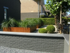 Aanleg tuin met hoogte- en dieptewerking